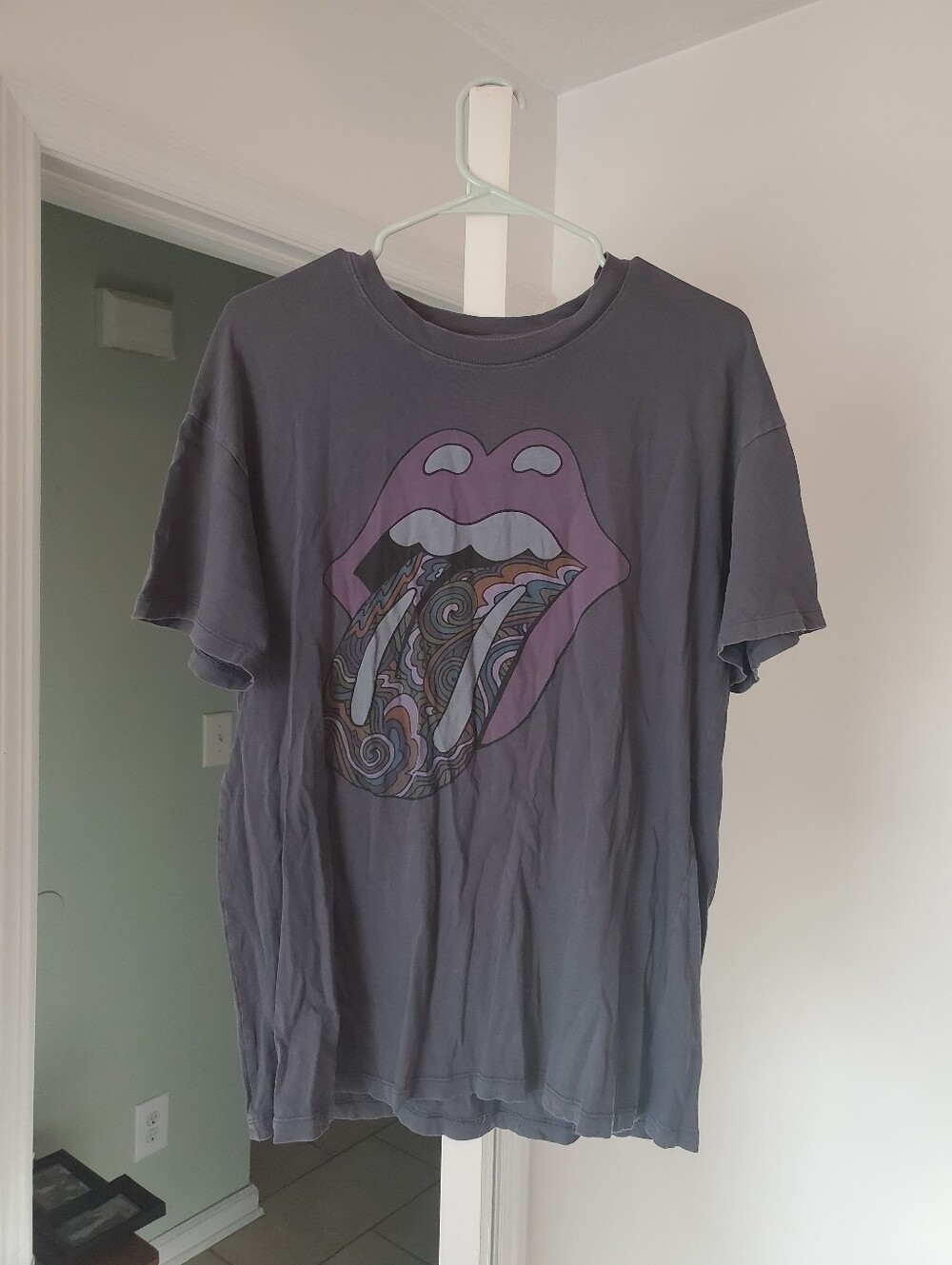 American Eagle Outfitters Rolling Stones Logo Band Tee